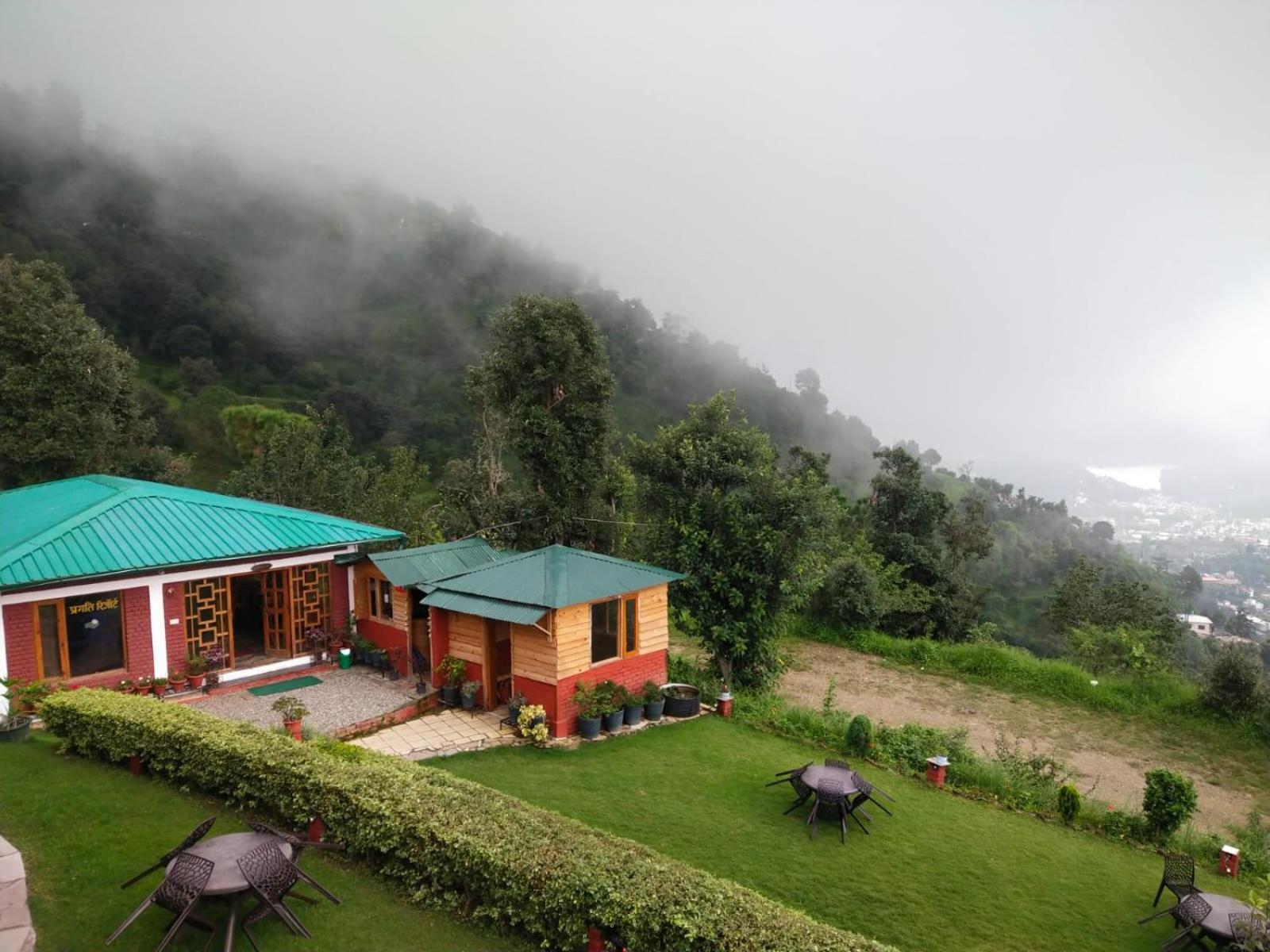 Pragati Resort & Restaurant- Eden Of Kumaon Bhowali Exterior foto